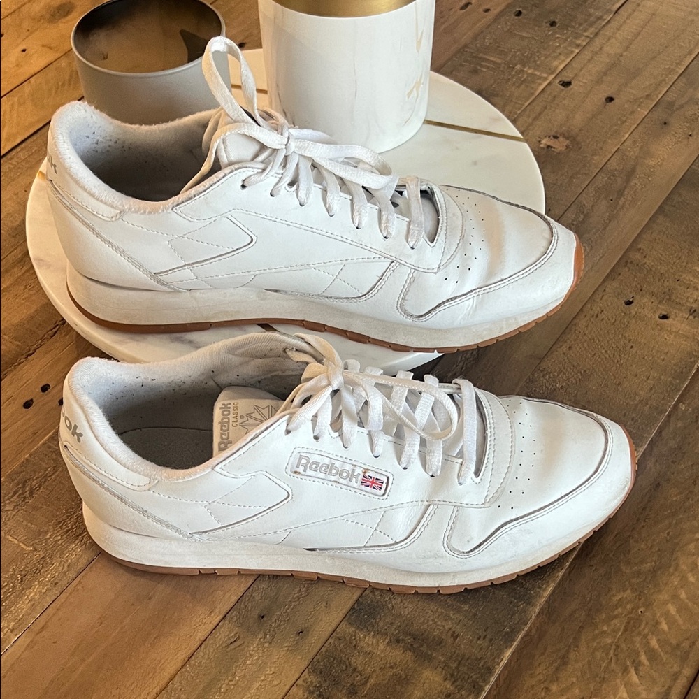 Reebok Men's White Leather Sneakers